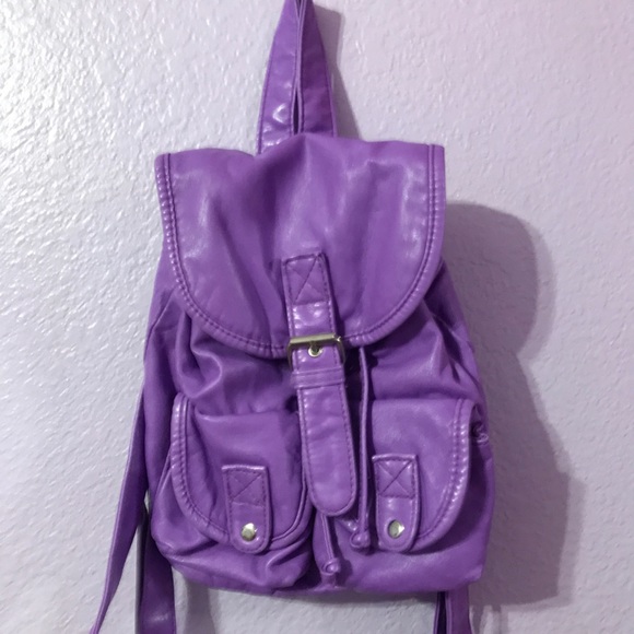 Handbags - Adorable mini backpack