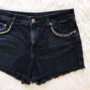 • LF • Carmar Skull Shorts