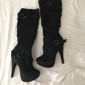 Black heeled boots