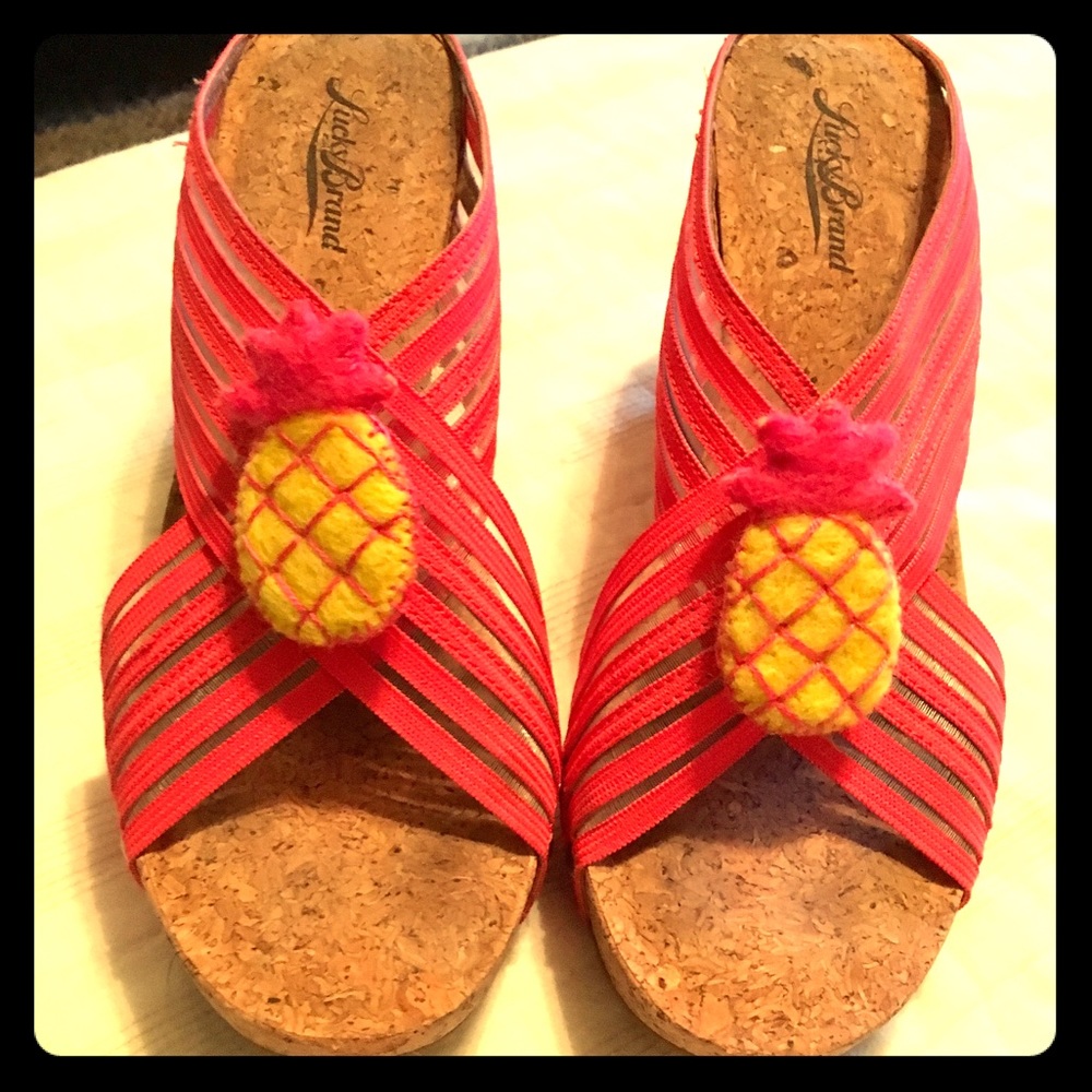 Pink lucky wedges