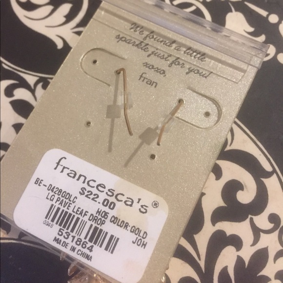 Gold feather earrings - Picture 2 of 2