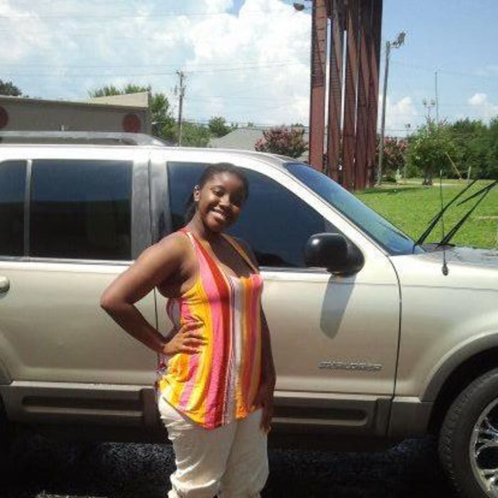 Meet your Posher, Libby