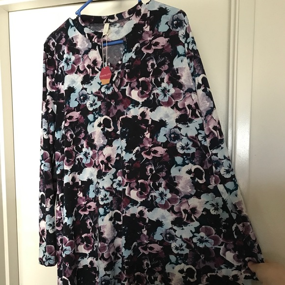 Pinkblush Maternity Dress - Picture 1 of 3