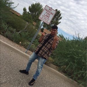 Meet your Posher, Adolfo