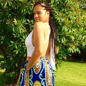 Meet your Posher, Ashley-lee