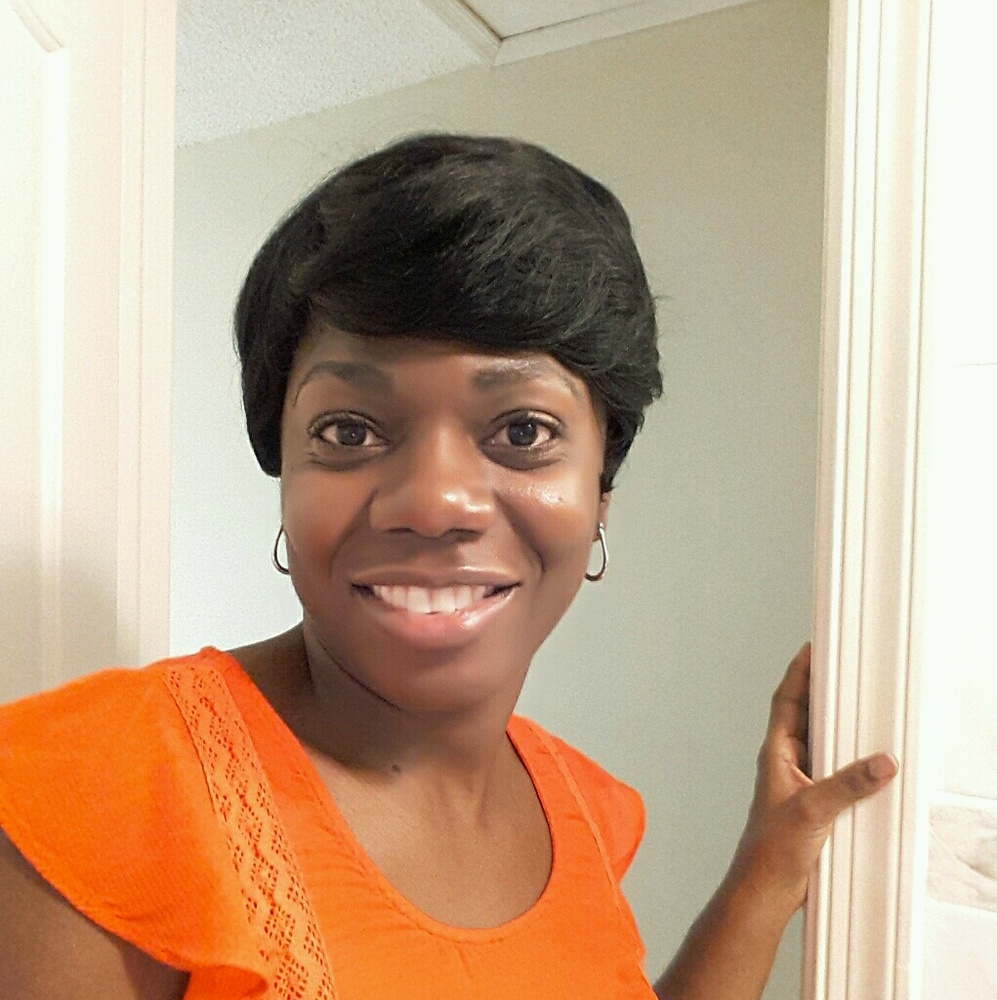 Meet your Posher, Nadine