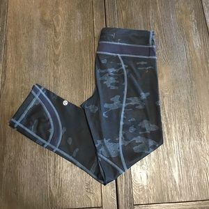 LuluLemon athletica crops