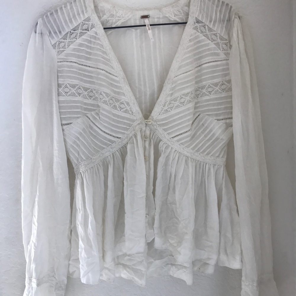 Free People white beautiful blouse