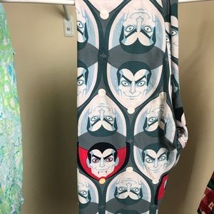 Os Dracula leggings *unicorn and hard to find*