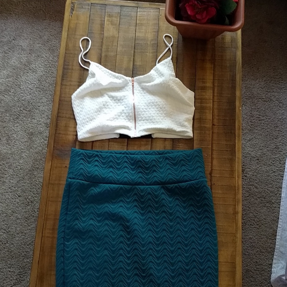 Pencil skirt