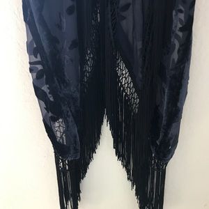 Perfect velvet Ecote blue kimono with tassels