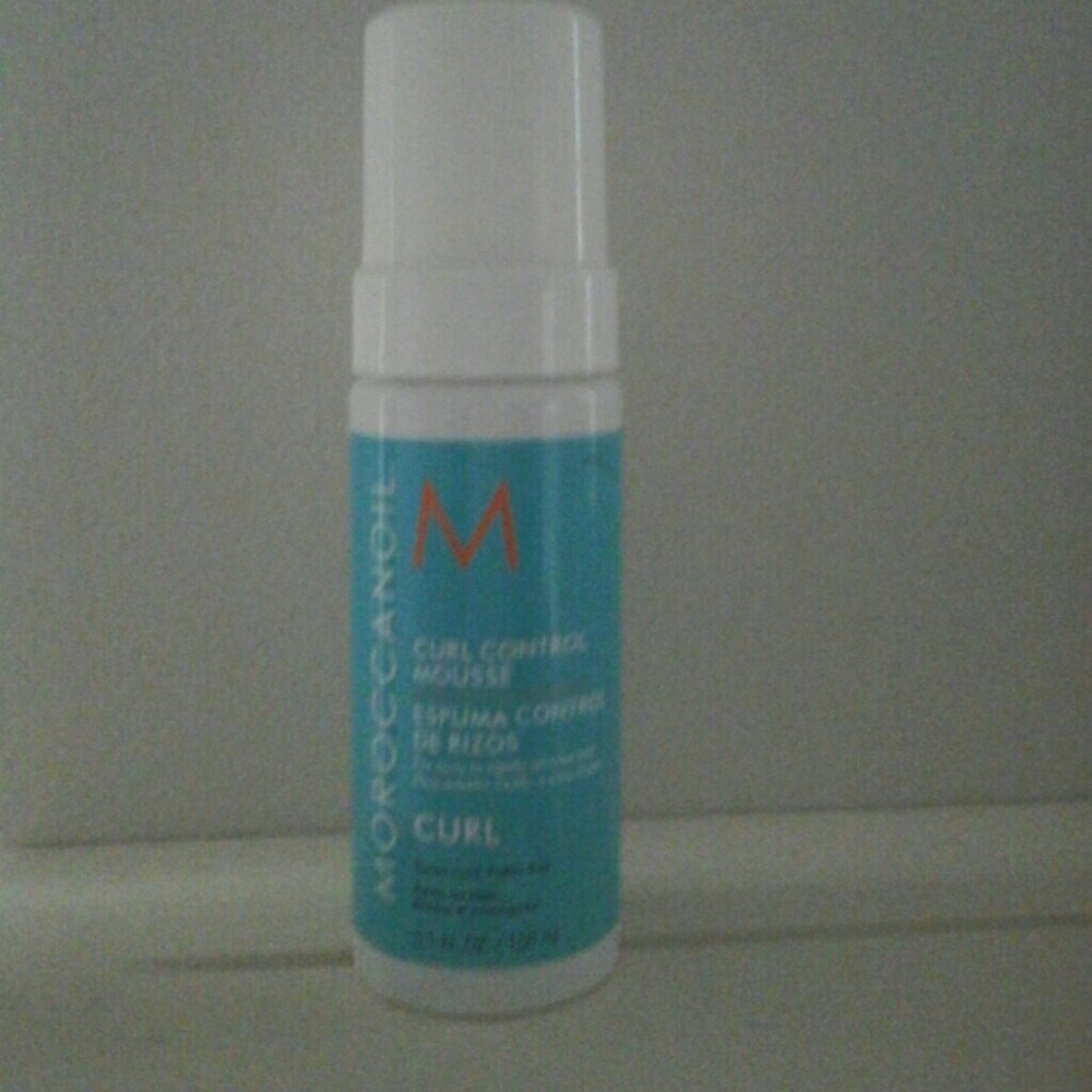 Moroccan Oil Curl Defining Mousse
