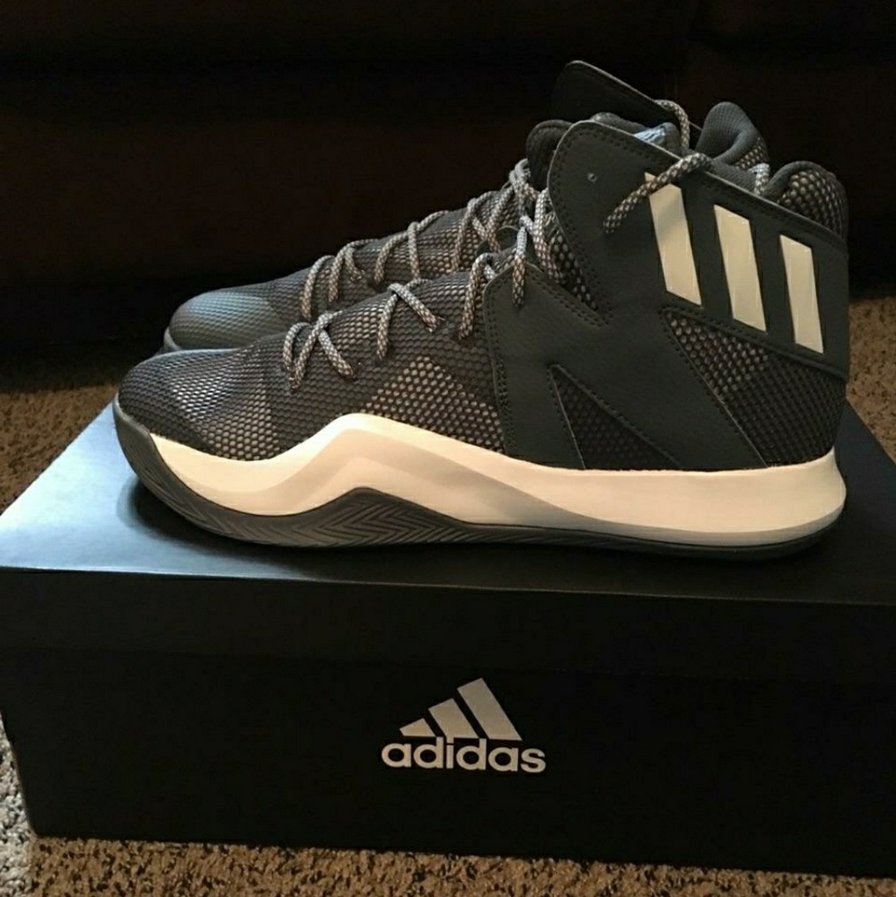 New! In Box! Adidas Men's Basketball Shoes size 13