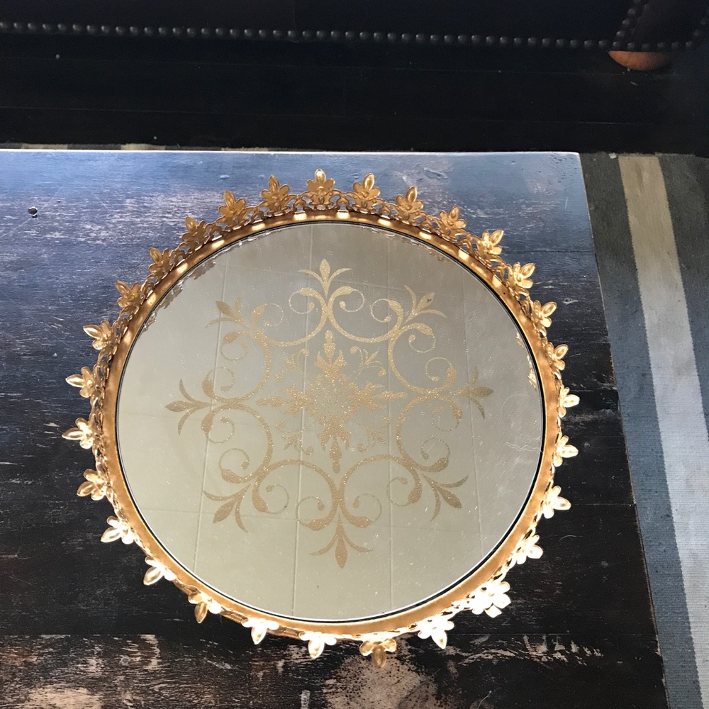 10" gold cake stand