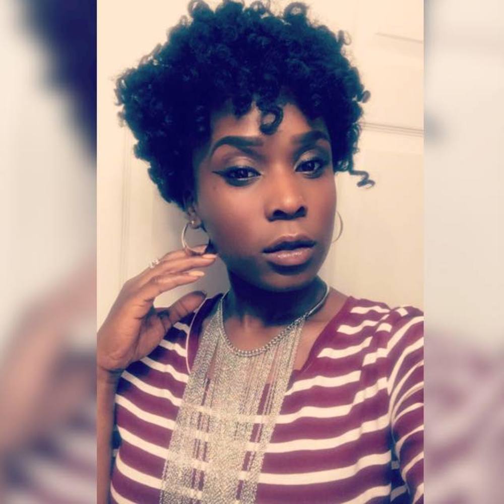 Meet your Posher, Nini