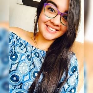 Meet your Posher, Daniela