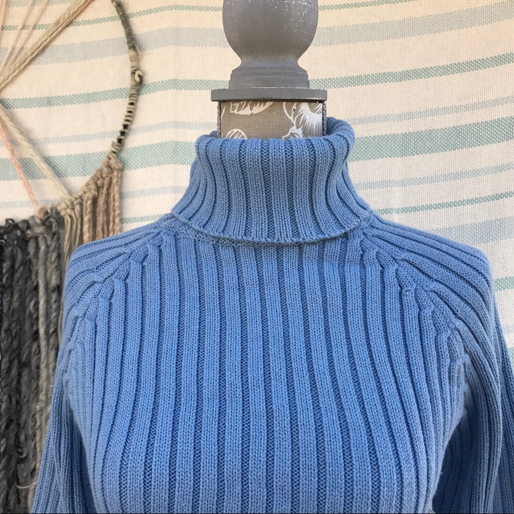 🦄GAP turtleneck🦄 - Picture 3 of 7