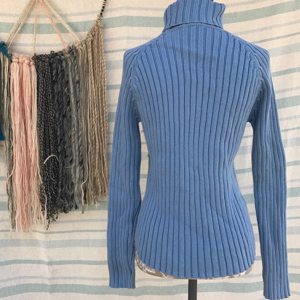 🦄GAP turtleneck🦄 - Picture 4 of 7
