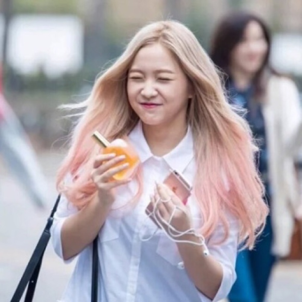 Meet your Posher, Victoria