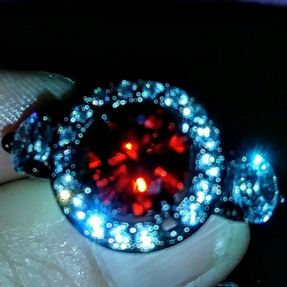 Ring - Picture 1 of 4