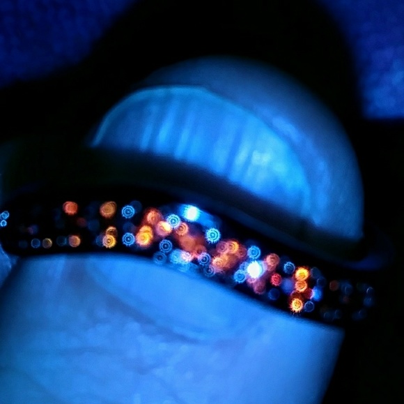 Ring - Picture 3 of 4