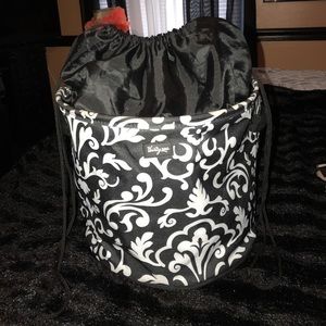 Black & White designed Thirty-one Cooler bag! 🖤