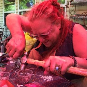 Meet your Posher, Janey