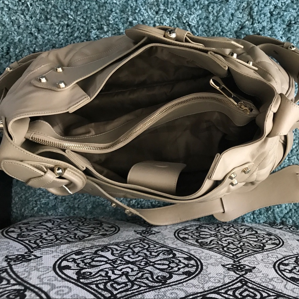 AUTHENTIC BURBERRY BQL PELHAM HANDBAG IN TAUPE - Picture 4 of 8