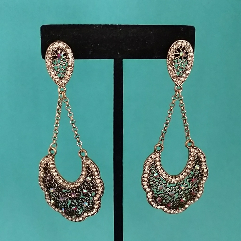 Dangling earrings - Picture 4 of 7