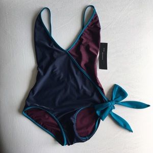 Marc Jacobs swimsuit szXS NWT