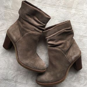 Vince Camuto PARKA Boots. Like new!