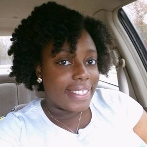 Meet your Posher, Latasha