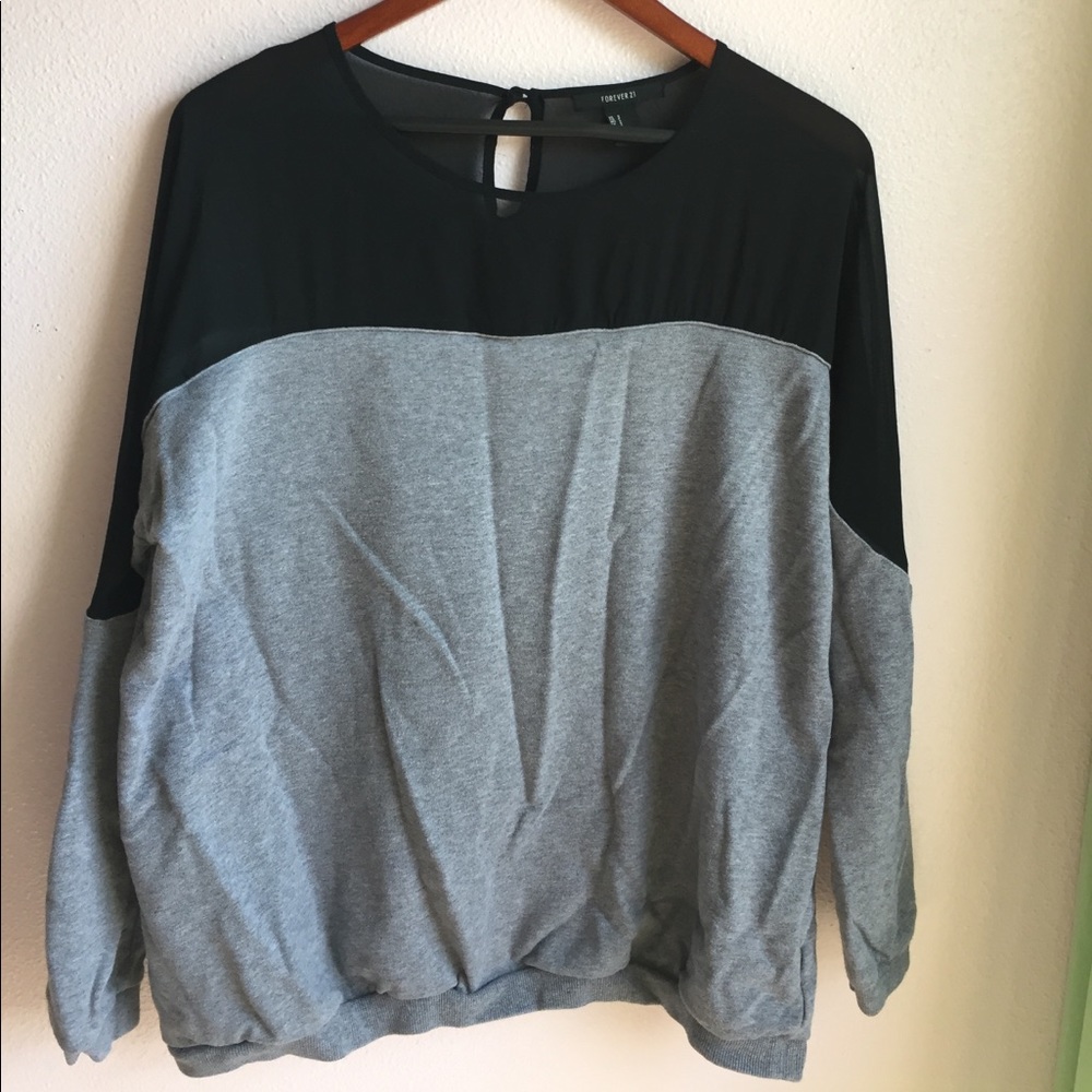 Contrast grey/black sweater
