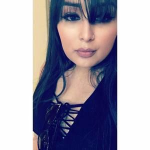 Meet your Posher, Celia