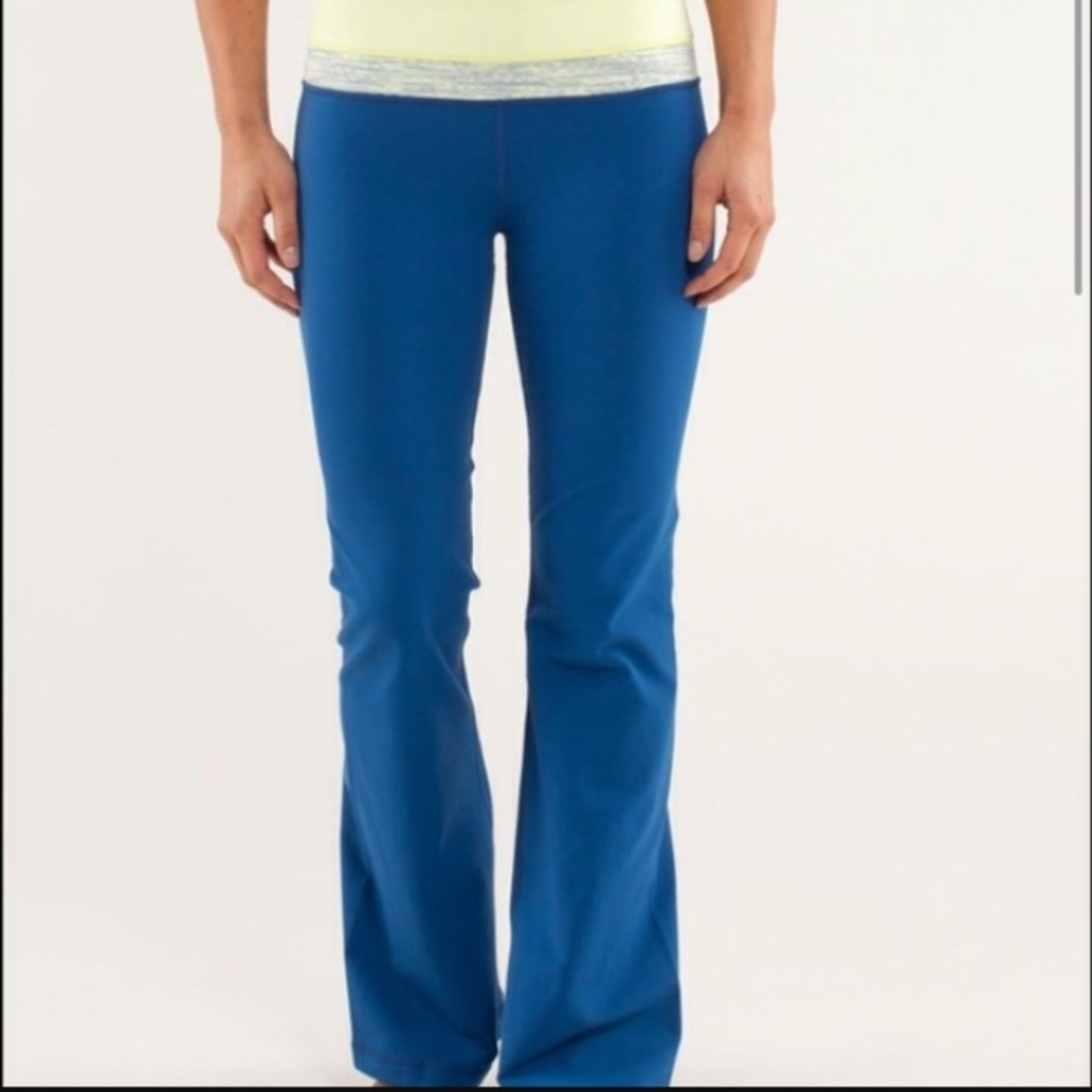 LULULEMON BLUE GROOVE PANTS