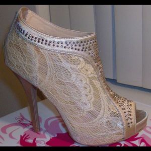Women's high heels !