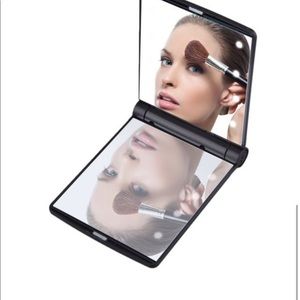 Makeup light mirror