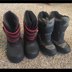 Boys lot of two snow boots size 10