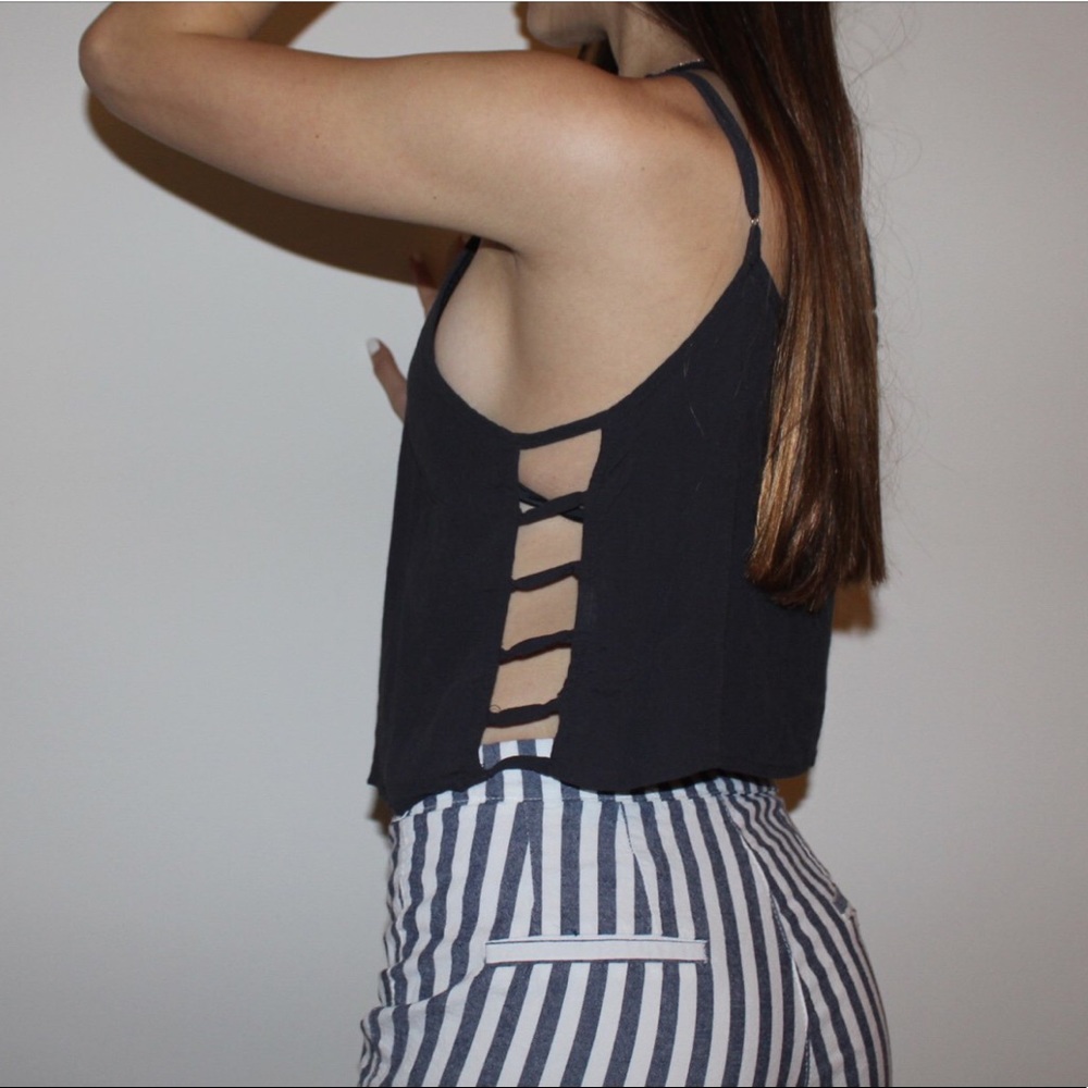 Brandy Melville ladder tank 💛