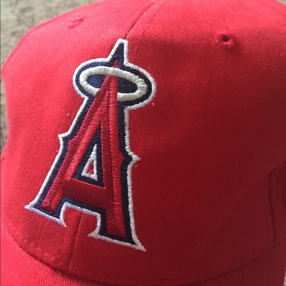 Angels Cap - image 2