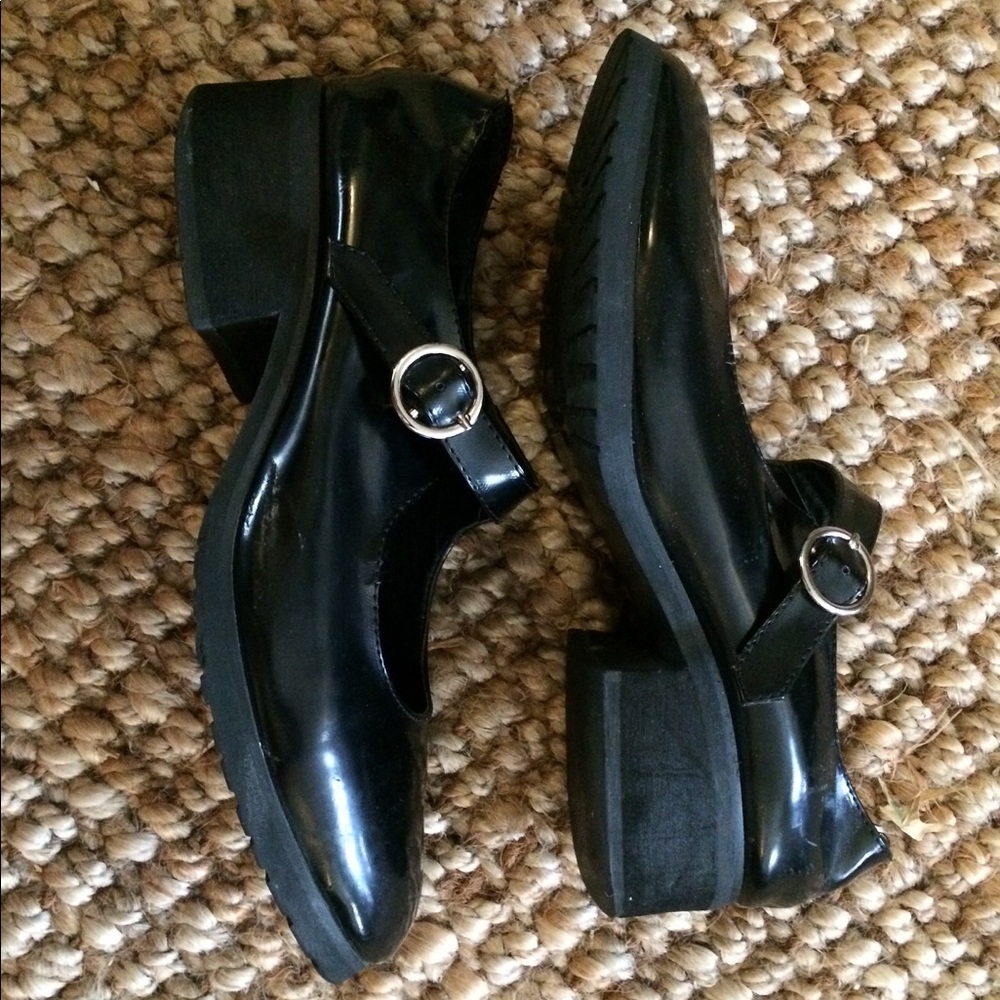 Unif ditto Mary Janes!