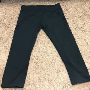 Black Crop Fabletics Leggings with Mesh Details