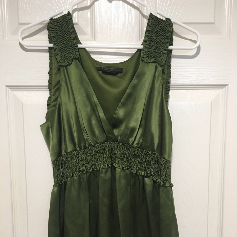 BCBG Smocked silk V-Neck tank size M