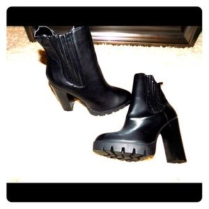 Express High Block Platform Booties