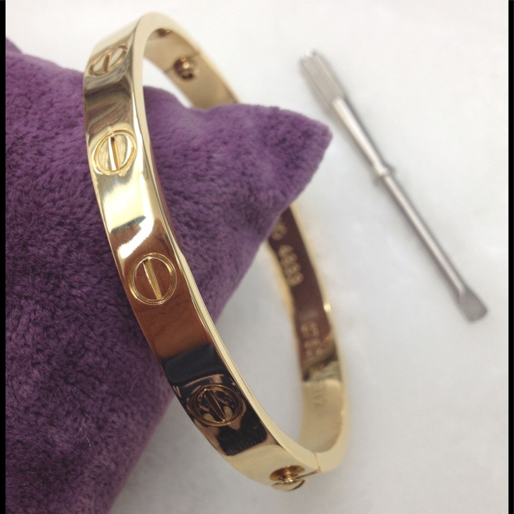 Celebrity Love Bangle Gold