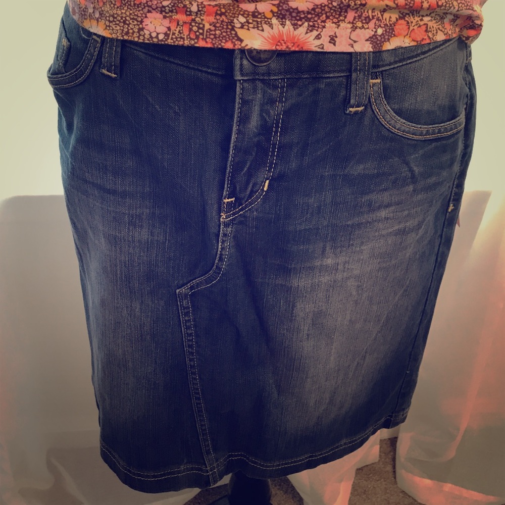 Esprit jean skirt stretchy denim size 10 blue new