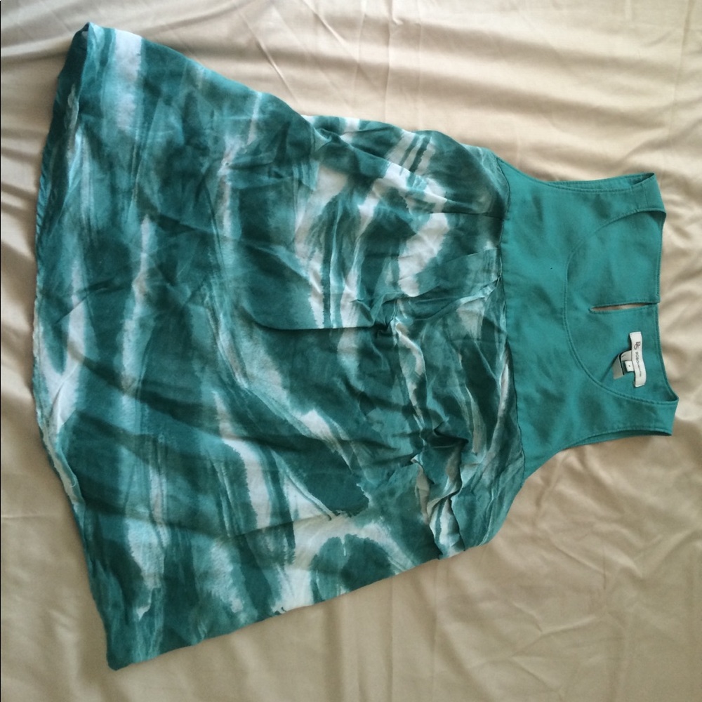 Fancy Flowing BCBG Teal Top