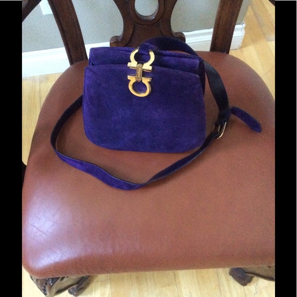 Salvatore Ferragamo Handbags - RARE SALVATORE FERRAGAMO Gancini Shoulder purse