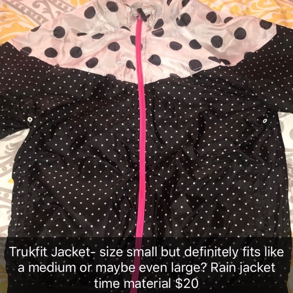 True fit Jacket & Wedge heels