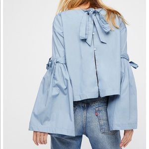 ♥️❤️New with tags ! Free people blouse ! Rose in color